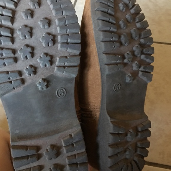 Boots - Picture 5 of 5